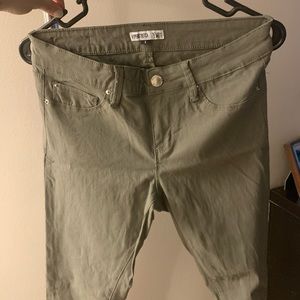 YMI Hyperstretch L Army Green Jeans